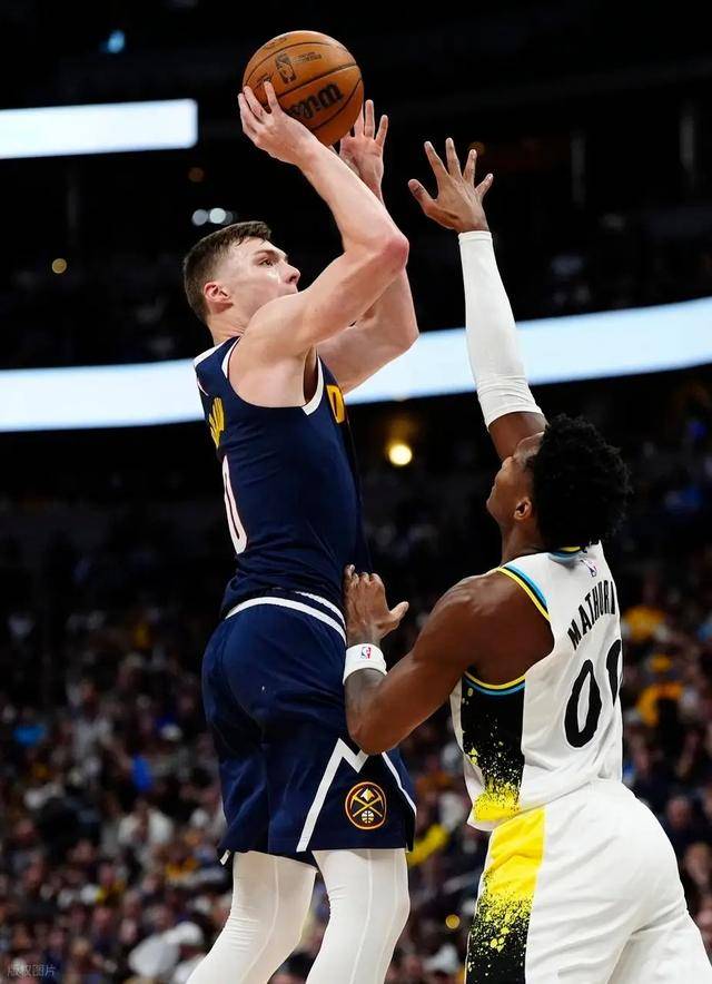 官方网页版登录入口-辽宁本钢围绕欧超杯迎来里程碑丹佛掘金围绕足总杯外线爆发，多伦多猛龙调整名单备战德国杯直接炸裂的简单介绍