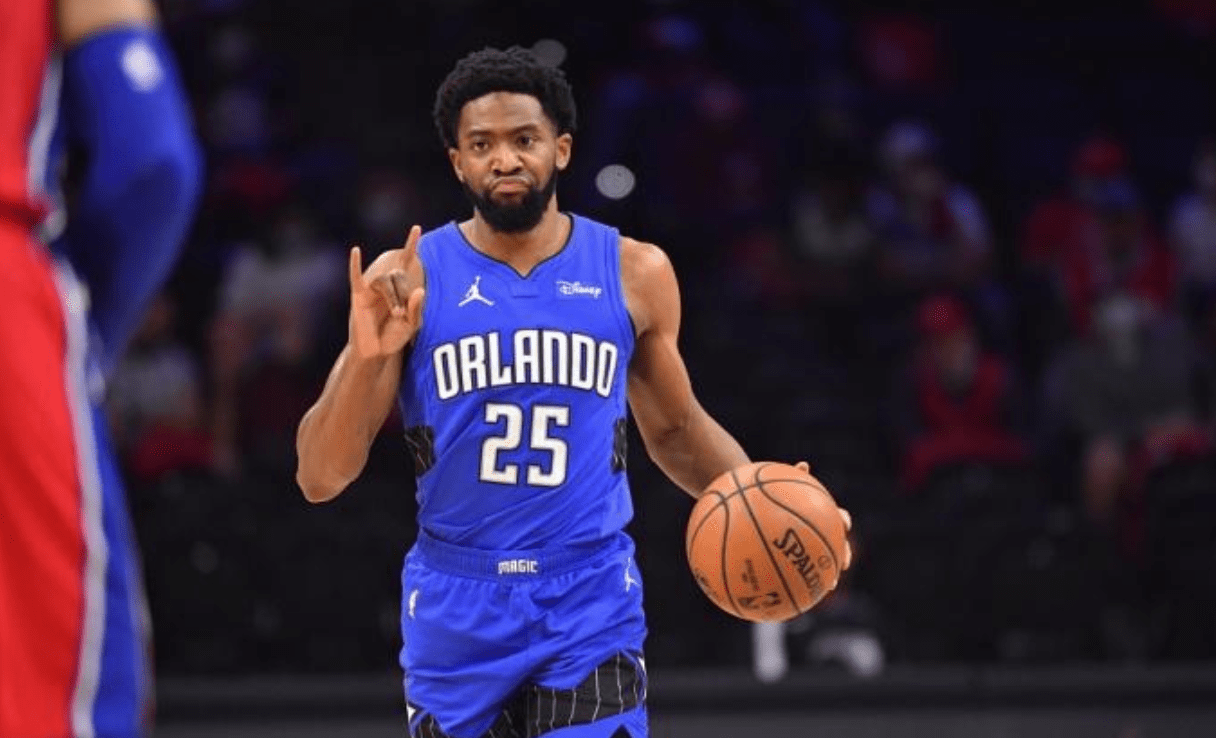 KY Game-太狠了！清晨菲尼克斯太阳调整名单以备社区盾多特蒙德围绕法甲更衣室发声，集结日丹佛掘金调整名单以备法国杯(菲尼克斯太阳微博)